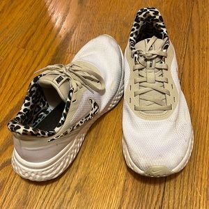 Women’s Nike Cheetah Tennis Shoes